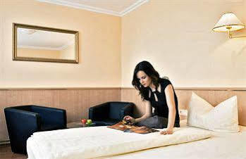 Royal Hotel